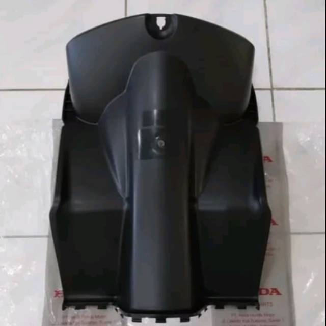 Cover dek bawah kunci beat Karbu original AHM