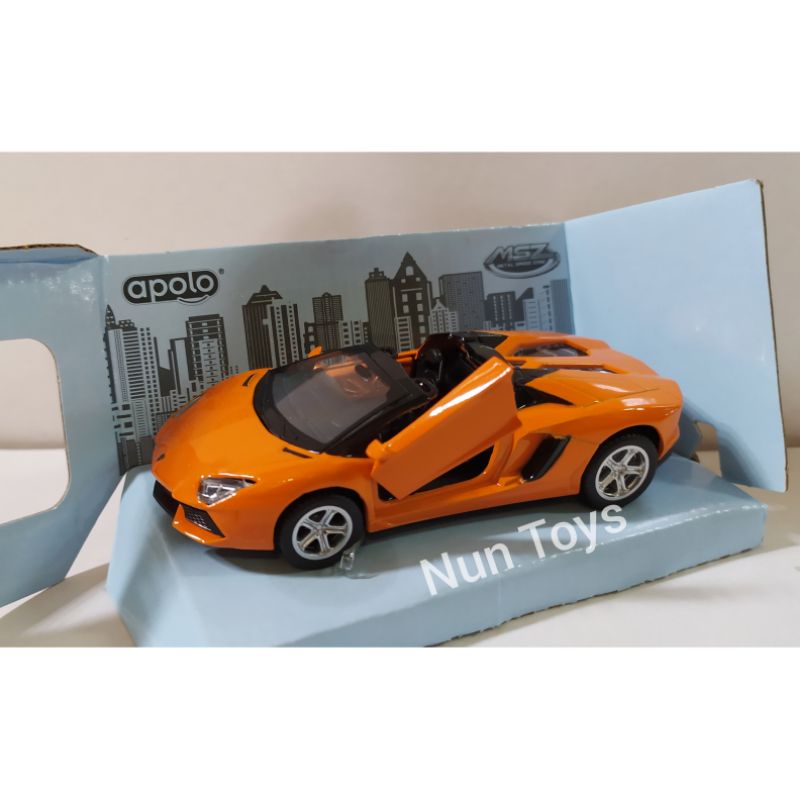 Diecast Mobil Lamborghini Aventador Roadster Oren Merk Apolo