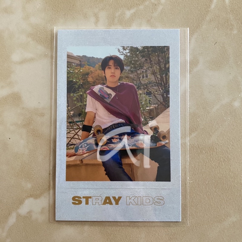 skz stray kids han jisung polaroid unlock go live