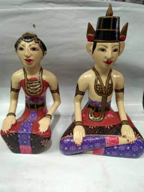 TERMURAH! MINIATUR PAJANGAN PATUNG SEPASANG PENGANTIN JAWA LORO BLONYO 25x15x10 cm DEKORASI SOUVENIR