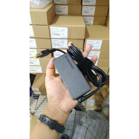 CHARGER LAPTOP LENOVO,ADAPTOR LAPTOP LENOVO,CHARGER LAPTOP,CHARGER ORI,CAS ORI