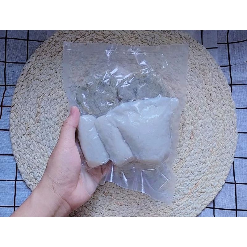 

PEMPEK IKAN TENGIRI ENAK DAN MURAH,PAKET PEMPEK PREMIUM MURAH
