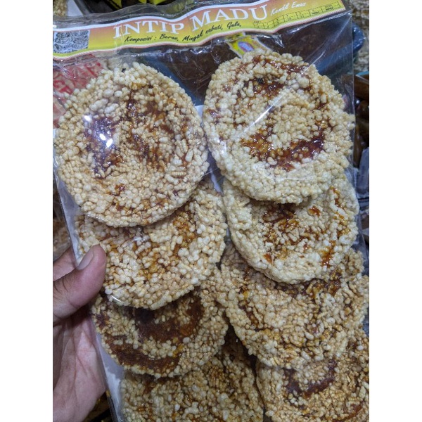 

intip madu khas demak