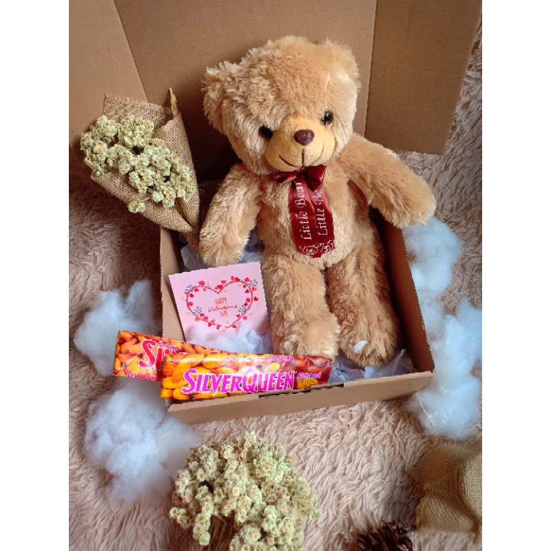 

Hampers Valentine/ Kado Ultah/ Kado Aniversary atau Gift Wisuda