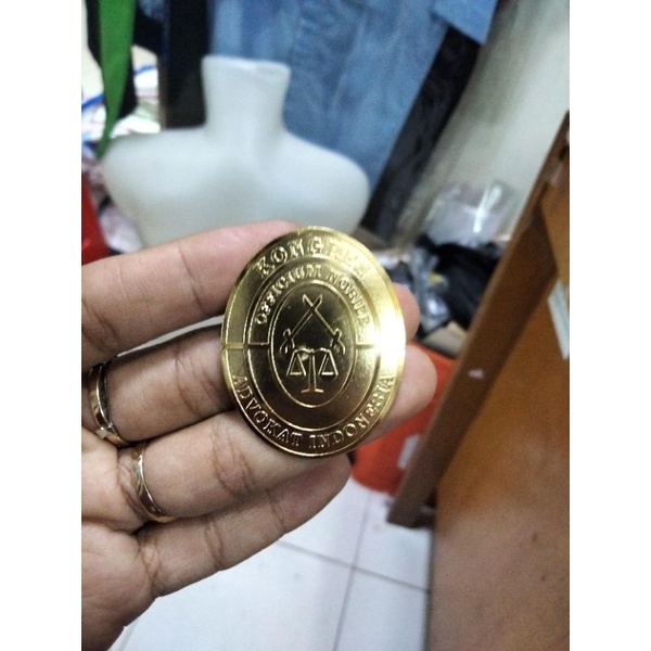 Pin / Lencana Kongres Advokat Indonesia (KAI)