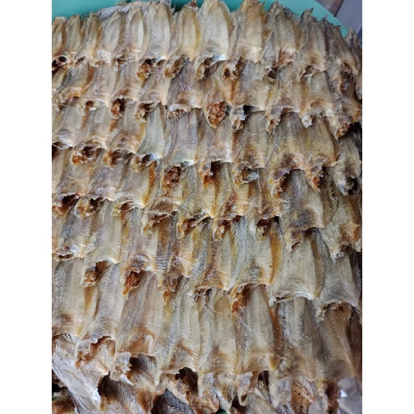 

ikan asin sapek 250 grm