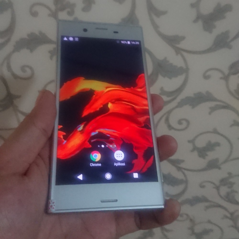 HANDPHONE HP ANDROID SONY XPERIA XZS 4/64GB SPEK GAHAR TERMURAH ORIGINAL BEKAS MURAH BERKELAS-3