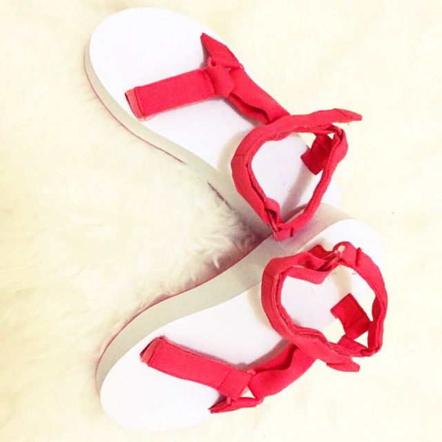 VINCCI WEDGES SANDAL ORIGINAL MALAYSIA ( ON SALE )
