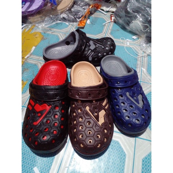 Golfer - Sendal Kokop Baim Karet Motif Lubang Size 40 - 44