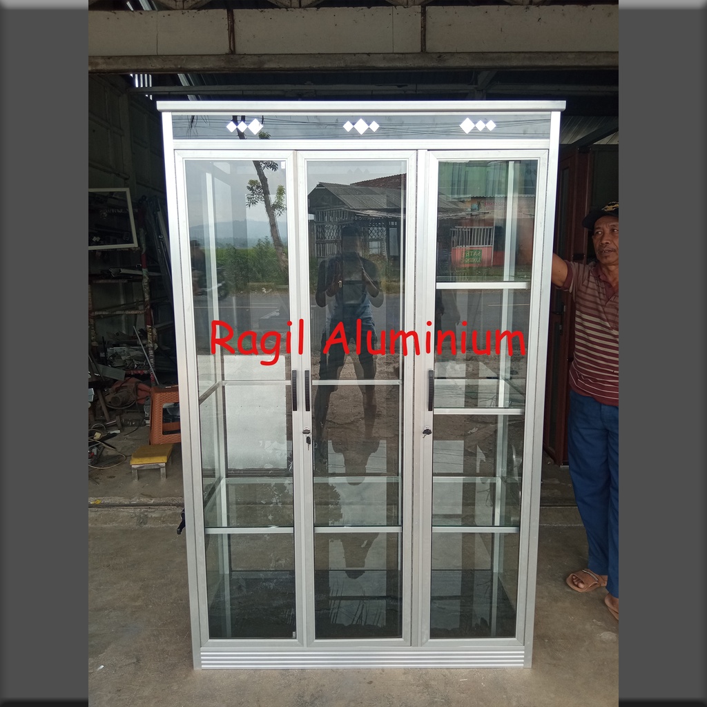 Lemari Pakaian Aluminium 3 Pintu / Lemari Kaca 3 Pintu