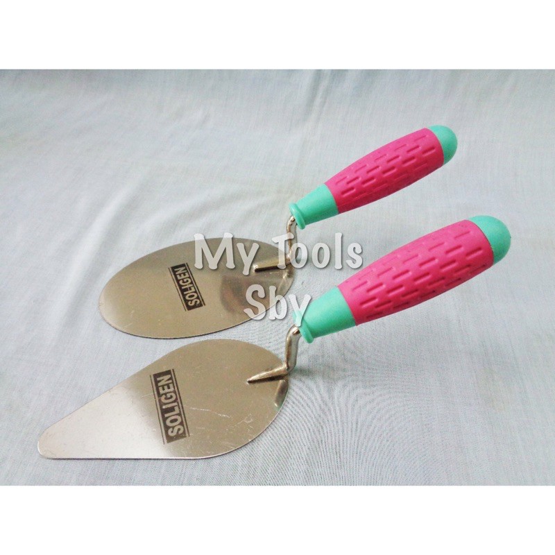 Cetok / Sendok Semen Tebal Premium Bulat / Lancip 6 - 8 Gagang Karet Soligen