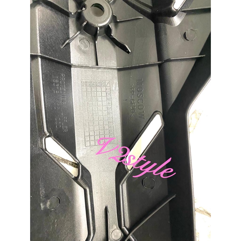 COVER KNALPOT HONDA VARIO 125 150 HONDA MODEL AIRBLADE VIETNAM ORIGINAL ANTI LUMER TAMENG KENALPOT TUTUP PROTECTOR MUFFLER HITAM KARBON Vario 125 fi esp techno led cbs iss VARIO 150 keyless old new 2012 2013 2014  2015 2016 2017 2018 2019 2020