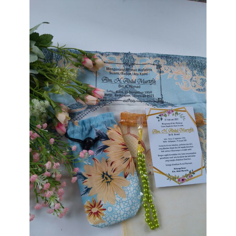 Suvenir Sajadah Dubai Travelling Dompet Plus Sablon Tas Tile Kartu Ucapann