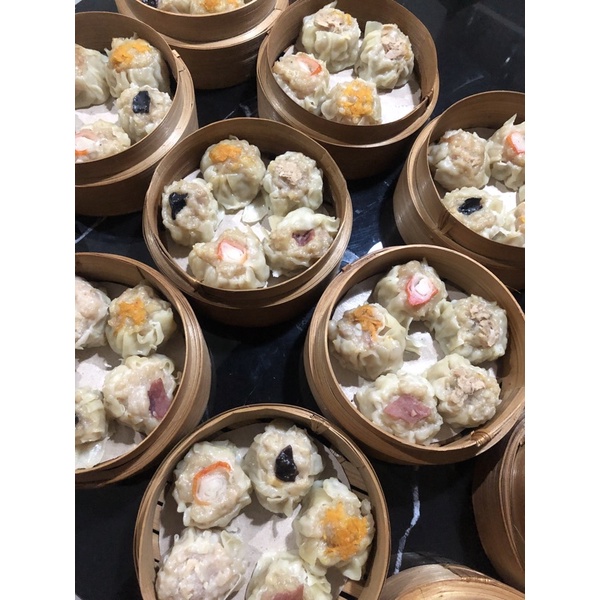 

DIMSUM AYAM MIX HALAL HOMEMADE (ISI 50 PCS)