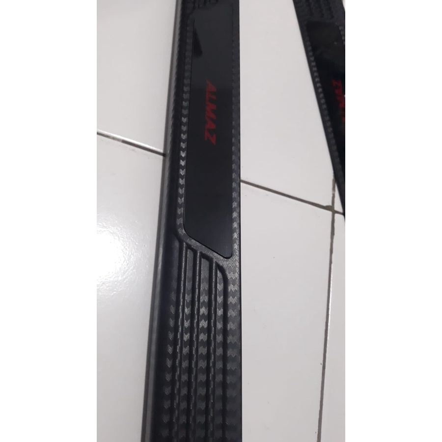 Sillplate Samping Wuling Almaz 2019 Exclusive carbon