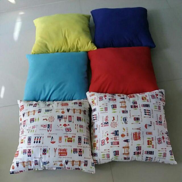 Bantal Sofa Warna Warni