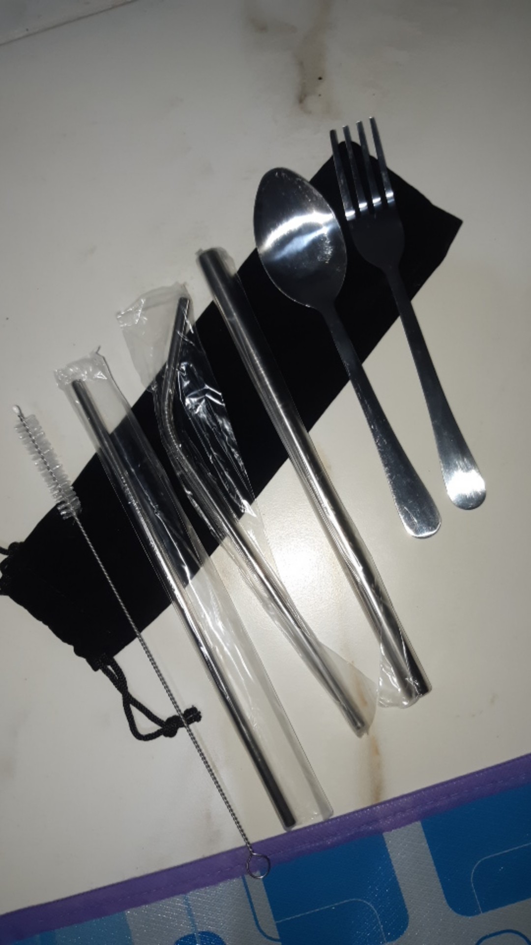 Sendok Garpu Dan Sedotan Stainless