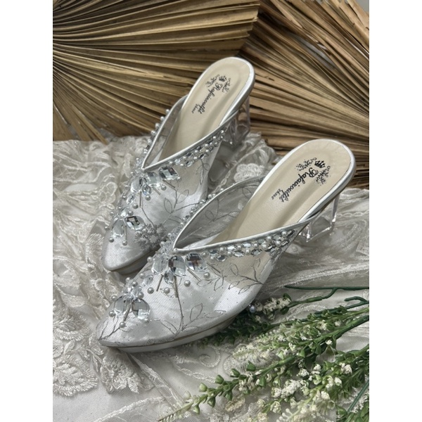 sepatu wanita wedding Nakita silver 7cm kaca