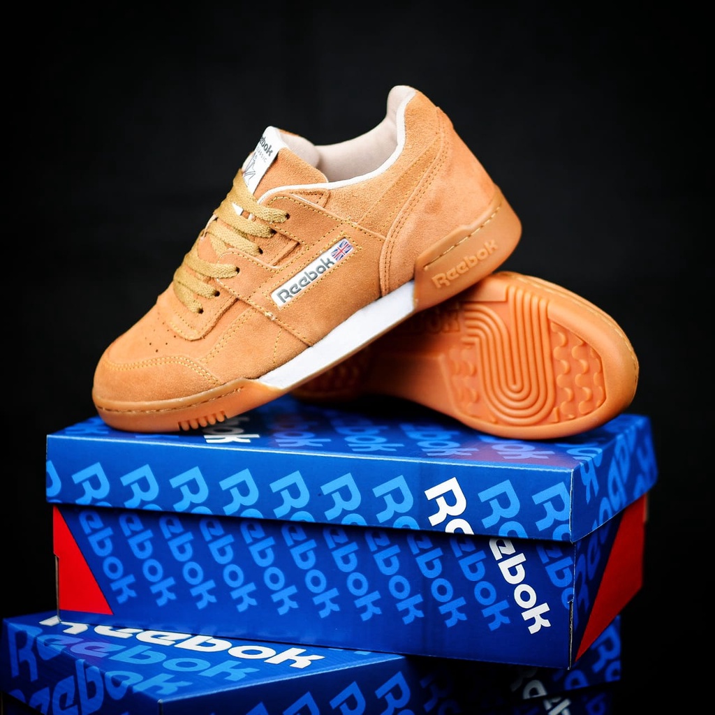 sepatu casual sneakers pria reebok workout plus