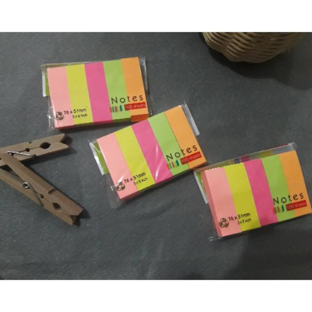 

Pembatas buku