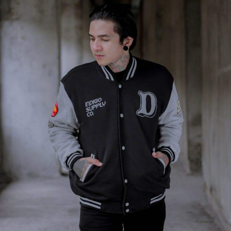 KMO Jaket Varsity Baseball Pria Wanita Premium