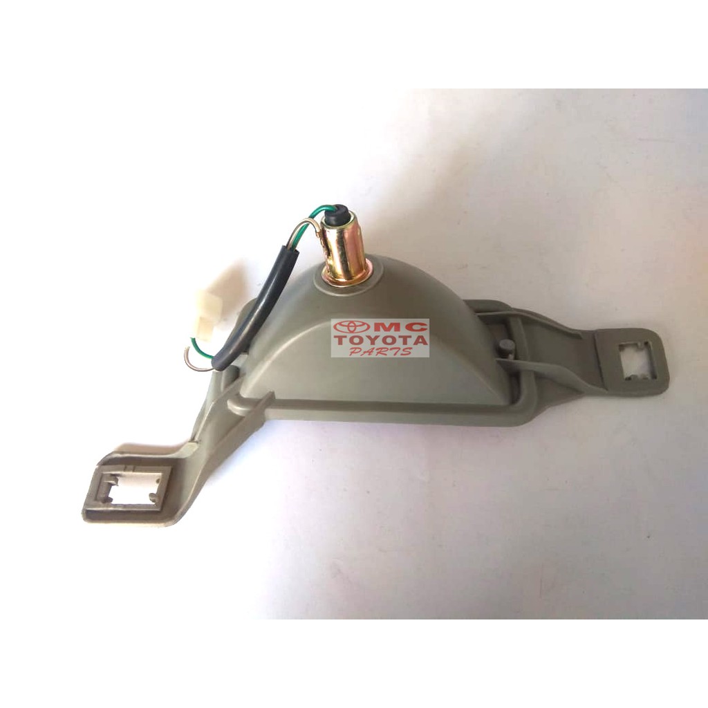 Lampu Sen Sein Bemper Bumper Depan Kanan Toyota Corona RT130 1979