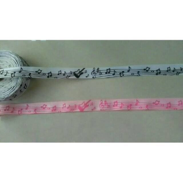 

Pita grosgrain 2,2cm not balok 01