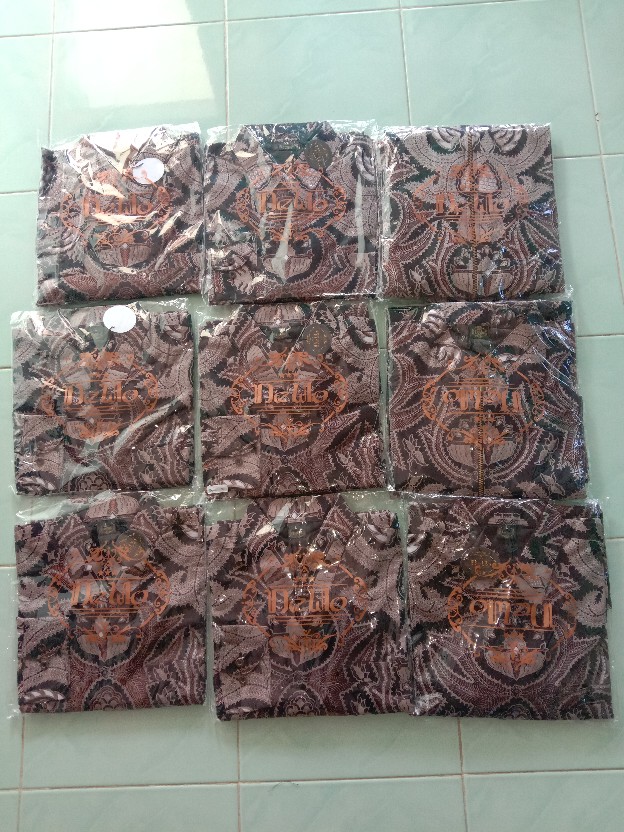 Batik Pria Cabut Warna Asli Solo Lapis Furing Peksi Luhur