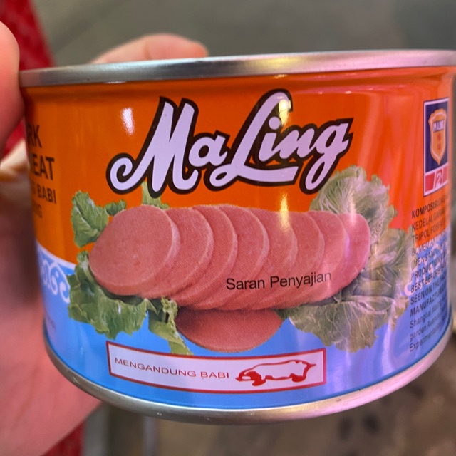 

Daging Ma Ling Kaleng/ Canned Pork non Halal food kemasan 397 gram