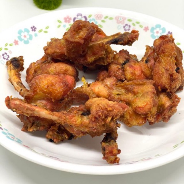 

Frozen food “ ayam goreng terasi” by kwetiau bagan 88