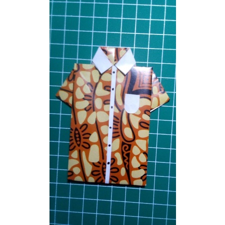 

Amplop Lebaran Baju Batik