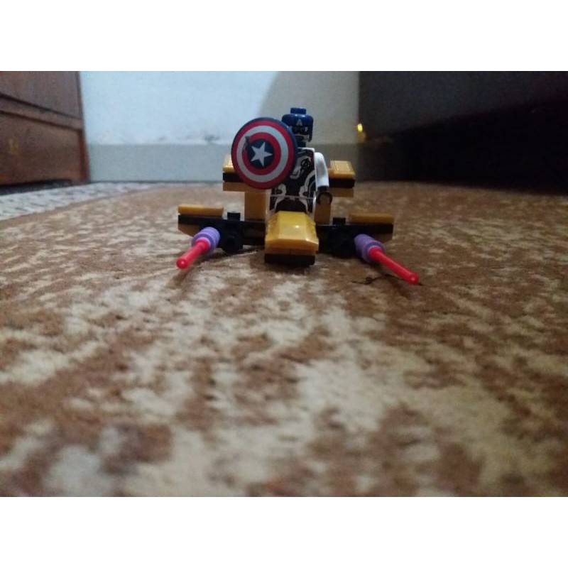 preloved Lego Captain America