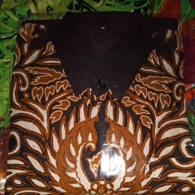 Anjani 005 Ramaiyan Kemeja Batik Pria Eksklusif Lengan Panjang Berfuring Batik Solo Katun Primisima