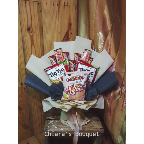 

Buket Snack | Buket Coklat | Buket Makanan Murah