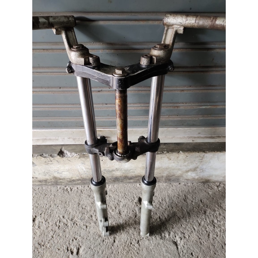Shockbreaker depan suzuki rgr sprinter rgr jumbo rgr crystal original copotan motor