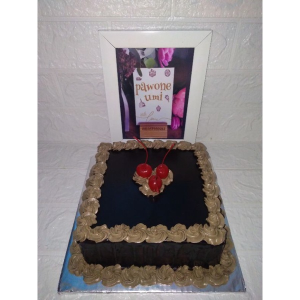 

Kue ultah coklat cerry