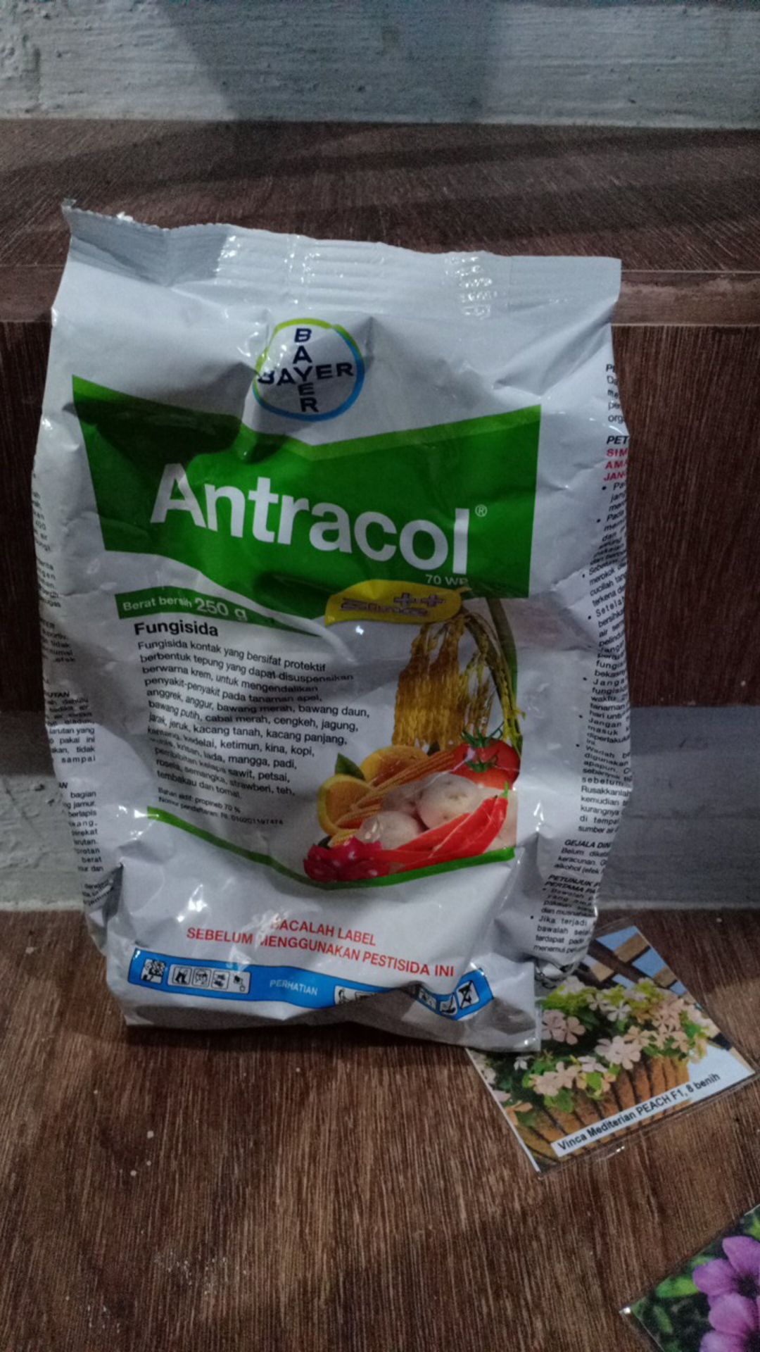 Fungisida Antracol 250 Gram