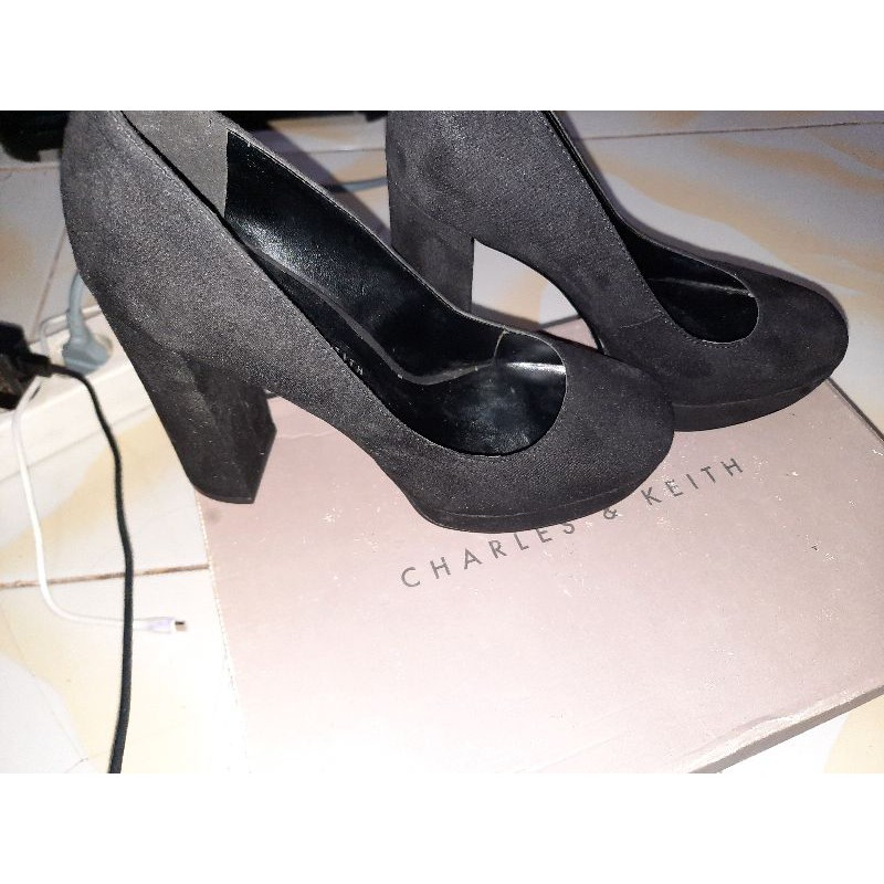 Sale sepatu Heels branded