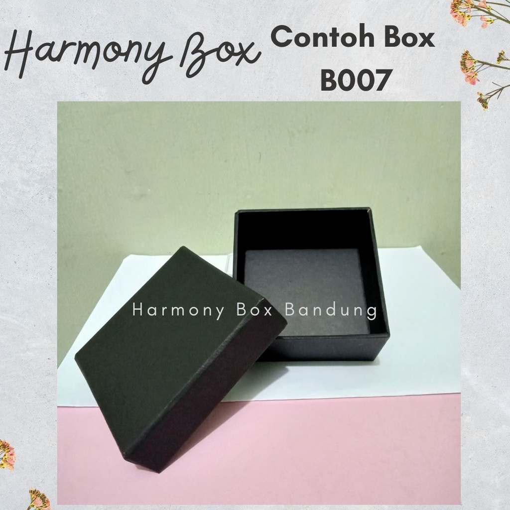 

HARMONY BOX-Box/Kotak Kemasan KOTAK KADO (Kode B007) Box Kemasan, Kotak Kemasan, Kotak Kado, Packaging, Dus Kemasan, Kemasan Karton, Kotak Penyimpanan, Box Penyimpanan.