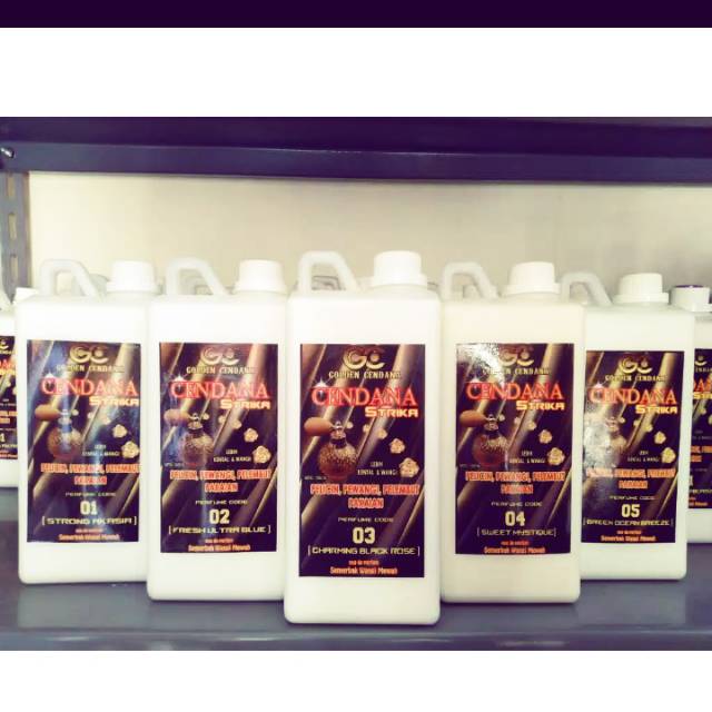 Cendana setrika. Pelicin, pewangi, pelembut uk.1 liter