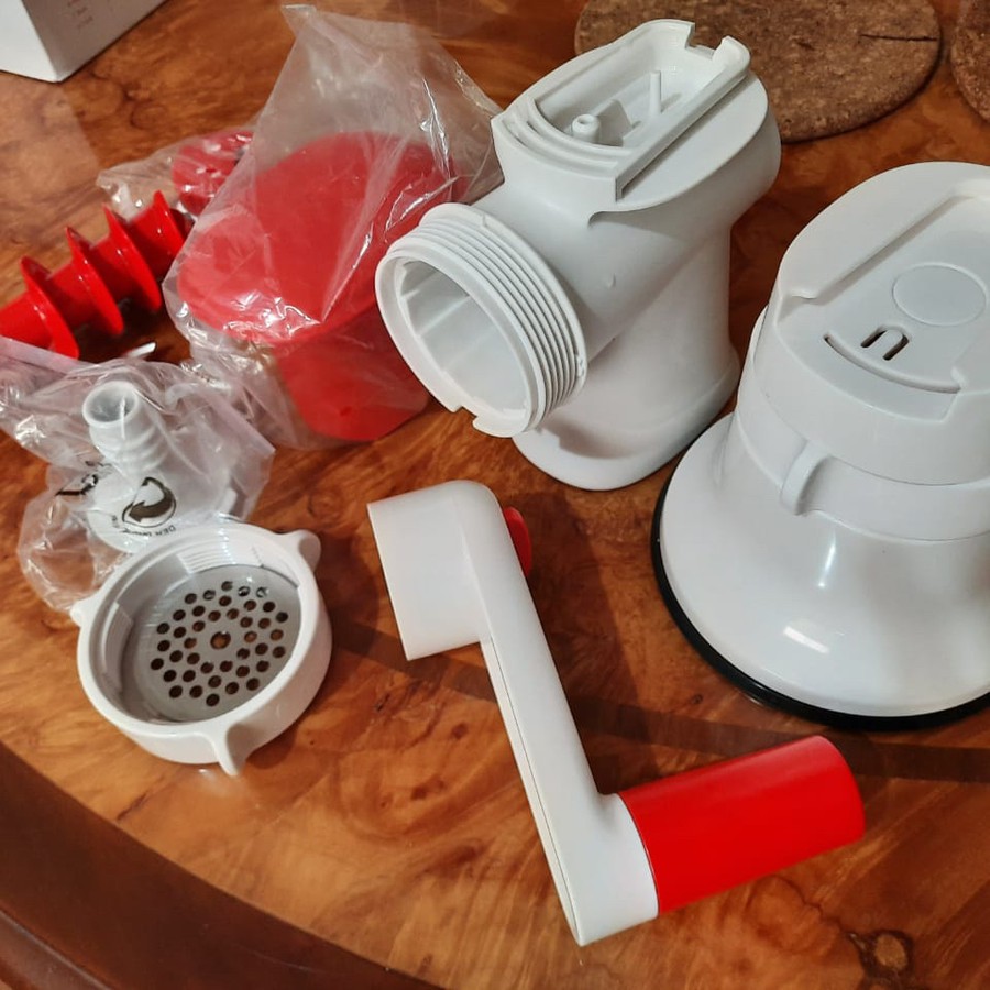 Fusion Master Mincer Tupperware