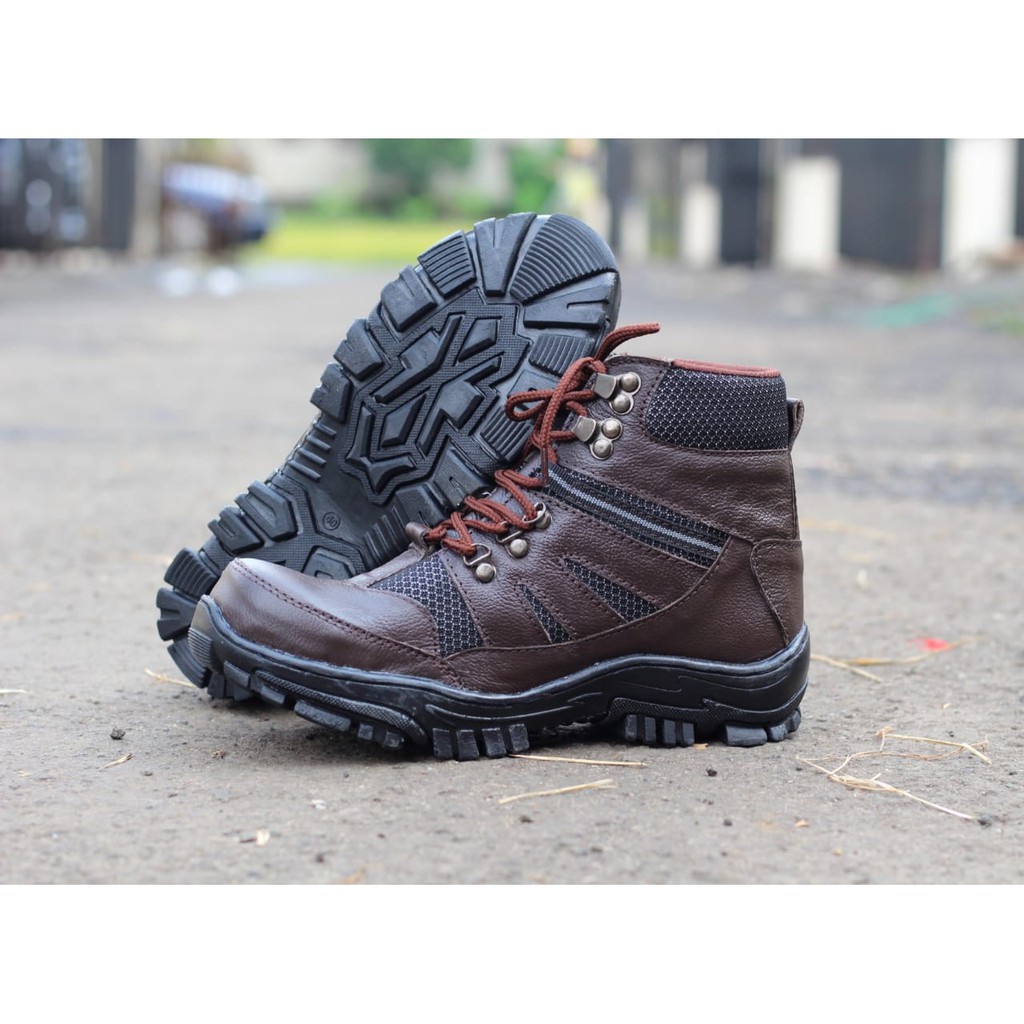 SEAPATU SAFETY KULIT ASLI SEPATU BOOTS TRACKING UJUNG BESI KULIT ASLI PROYEK TOURING