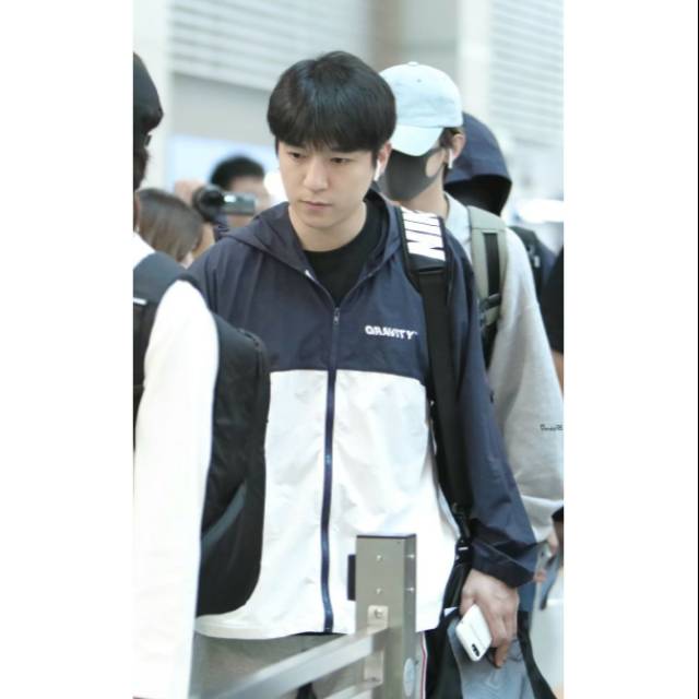 DAY6 GRAVITY JACKET / BAJU KOREA KPOP HOODIE JAKET