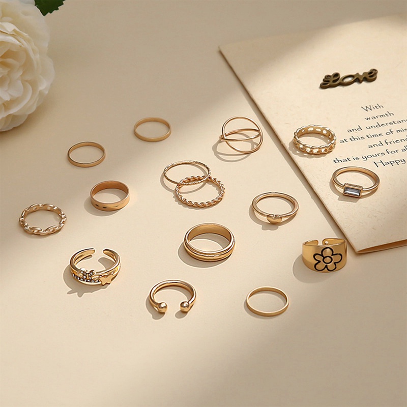 Fancyqube 15pcs / Set Cincin Jari Bentuk Hati Aksen Kristal Warna Silver Untuk Wanita