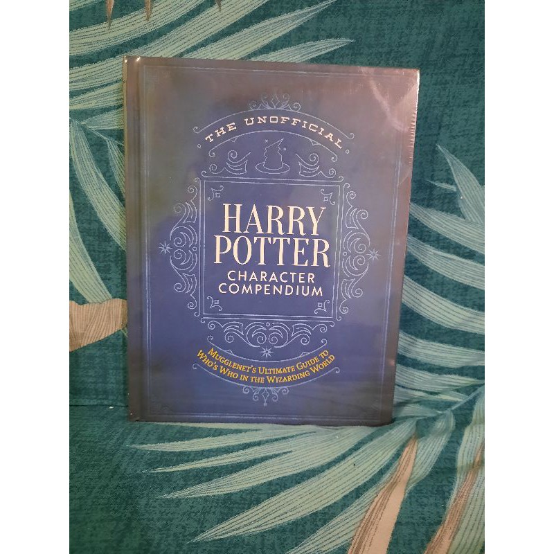 HARD COVER Buku Novel Harry Potter Character Compendium The Unofficial English
