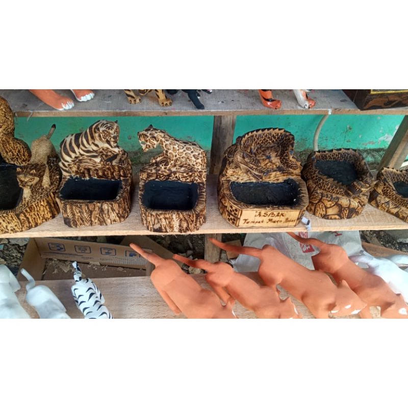 Asbak Naga Ukir Solder bahan kayu