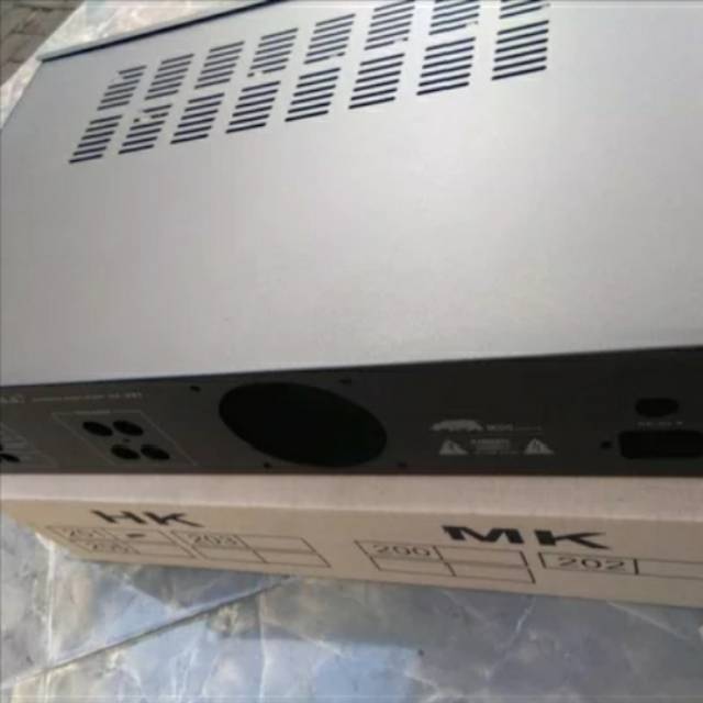 Box Amplifier BELL HK 201