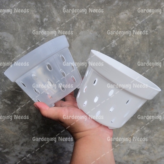 Pot Tanaman / Pot Bunga Banyak Lubang NKT Poros 15 Putih Bening