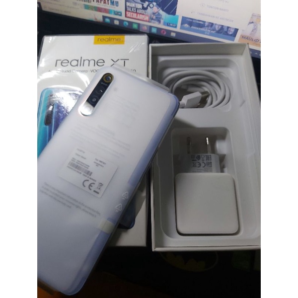 Realme XT RAM 8GB/128GB SECOND FULLSET ORIGINAL ISTIMEWA