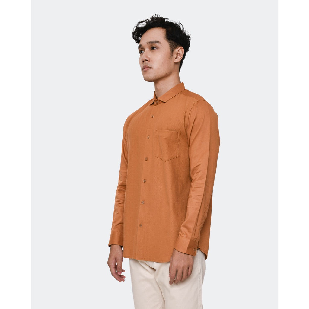 MANZONE Kemeja pria lengan panjang CAESAR 04-MUSTARD